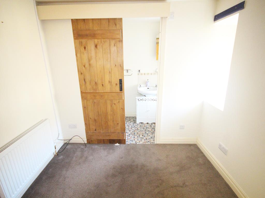 1 bedroom cottage For Sale in Salterforth - IMG_9776.jpg